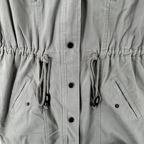 Skies Are Blue Jacket XS Embroidered Utility Gray Floral Barn Chore Coat - Picture 10 of 16